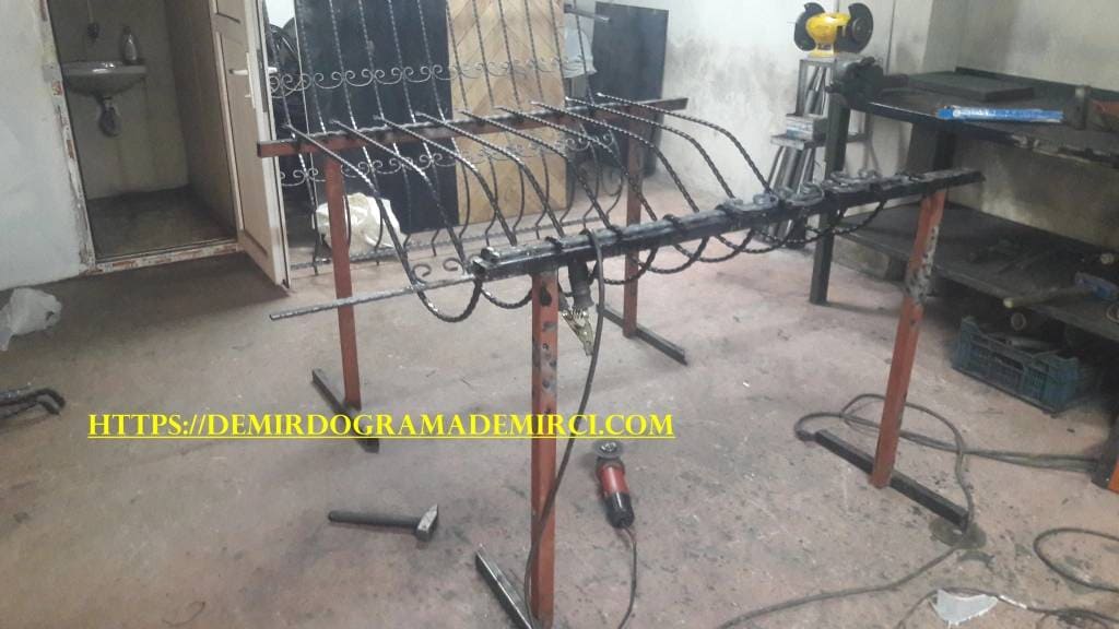 Maltepede yaptığımız demir korkuluk
